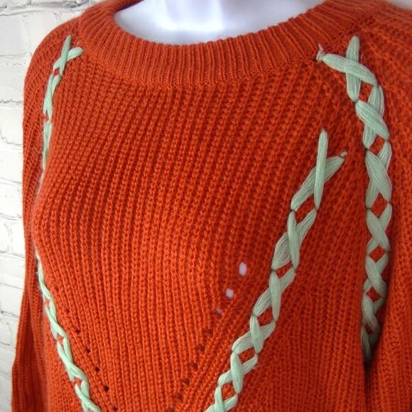 Hayden LA Knit Stitch Detail Western Rodeo Boho Sweater - Picture 2 of 5